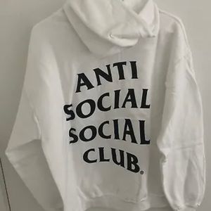 Amit social social club Sz M